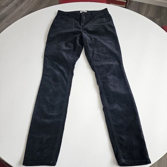 EV1 from Ellen DeGeneres Preston High Rise Stretch Velvet Jean size 4 - Picture 9 of 11